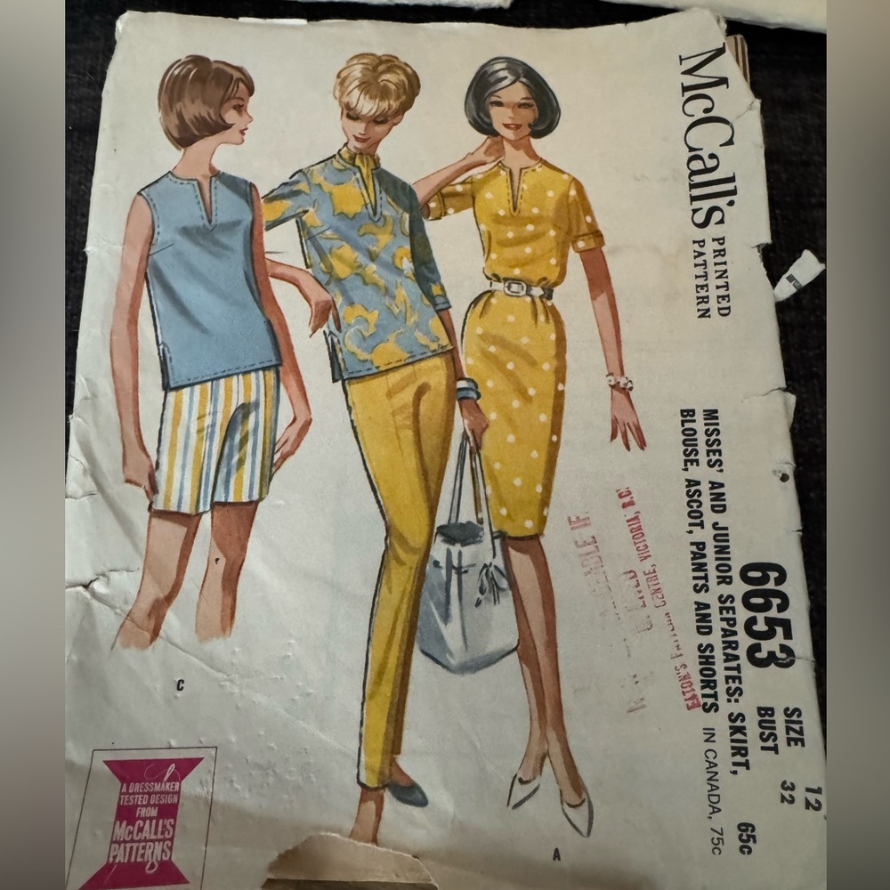 Vintage McCall's and Simplicity Sewing Patterns - Picture 5 of 9
